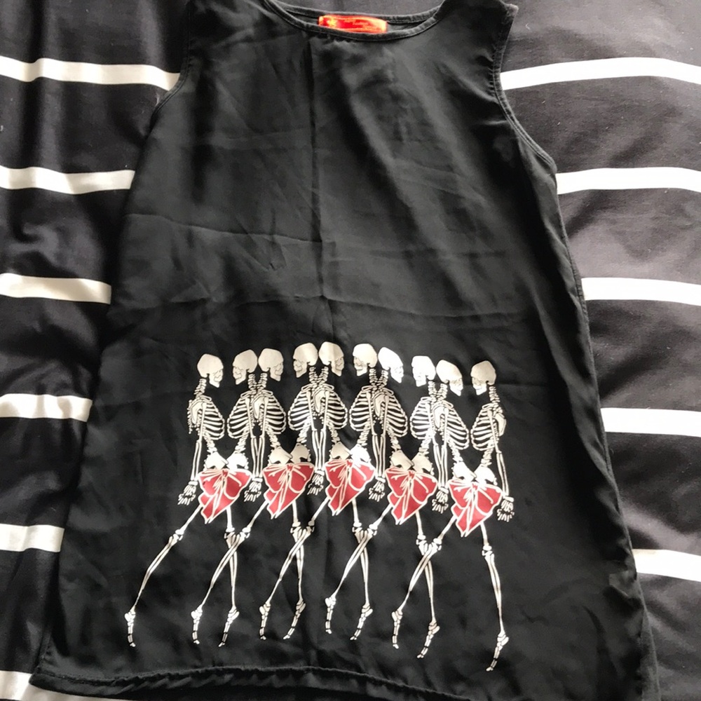 Skelton and bows tunic